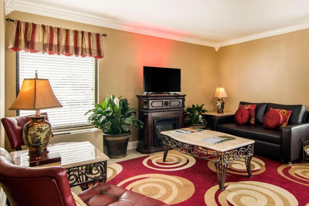 Econo Lodge Madison Extérieur photo