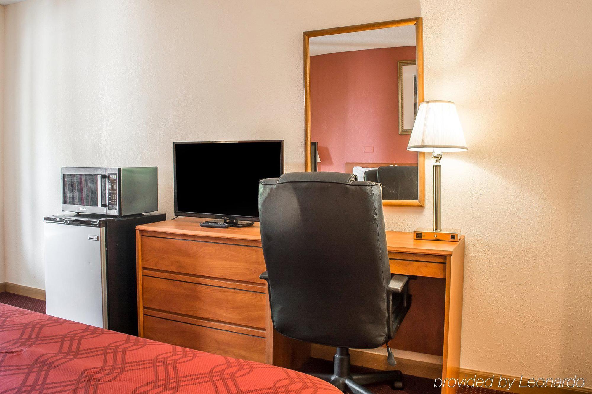 Econo Lodge Madison Extérieur photo